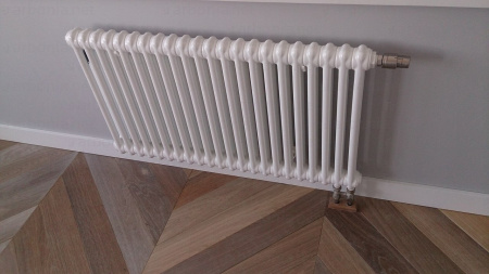 ��������� �������� Arbonia 2050/30 N69 ��� RAL 9016 � ������ ���������